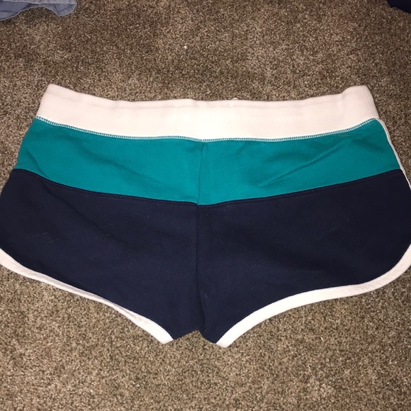 navy and turquoise aeropostale shorts - Picture 2 of 2